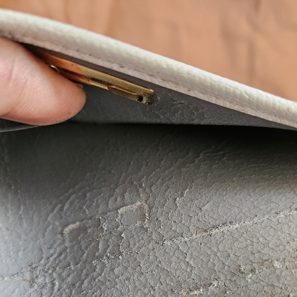 Women's Christian Dior White Leather Crossbody Bag  (Limited Edition) - Picture 16 of 16